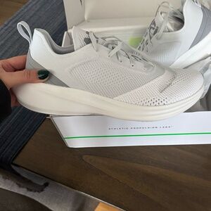 🔥NWT🔥 Athletic Propulsion Labs Techloom Dream Sneakers